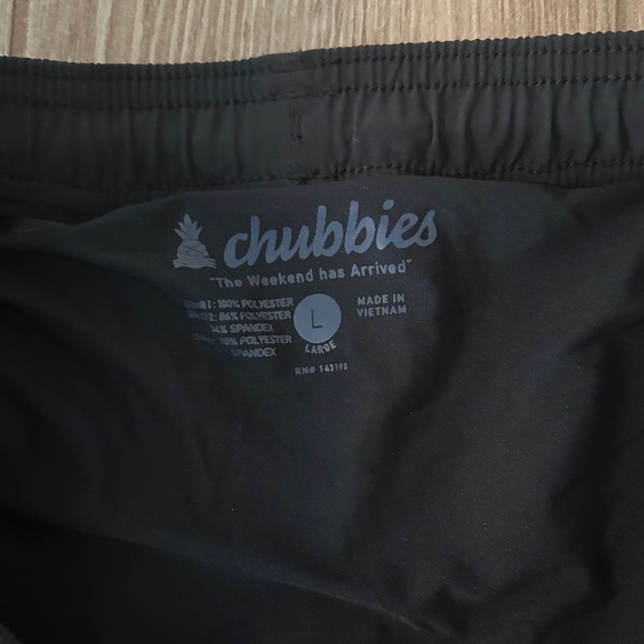 Chubbies Dual Tone Sequin Red and Green Christmas Shorts - Picture 2 of 8